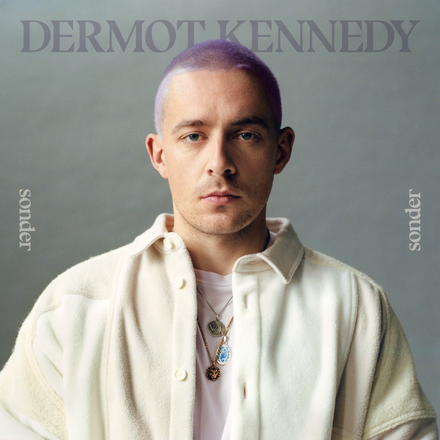 DERMOT KENNEDY veröffentlicht neuen Single-Clip zu „Innocence and Sadness“ + Live @ New Pop Festival